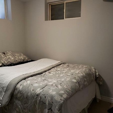 Private Room In Downtown Halifax Bagian luar foto