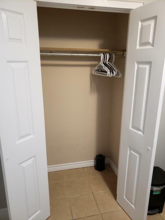 Private Room In Downtown Halifax Bagian luar foto