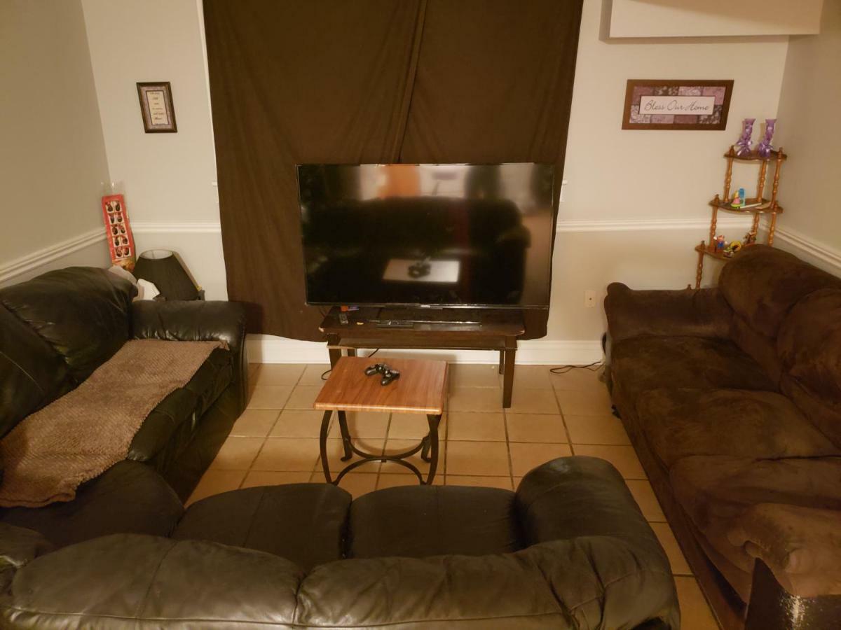 Private Room In Downtown Halifax Bagian luar foto