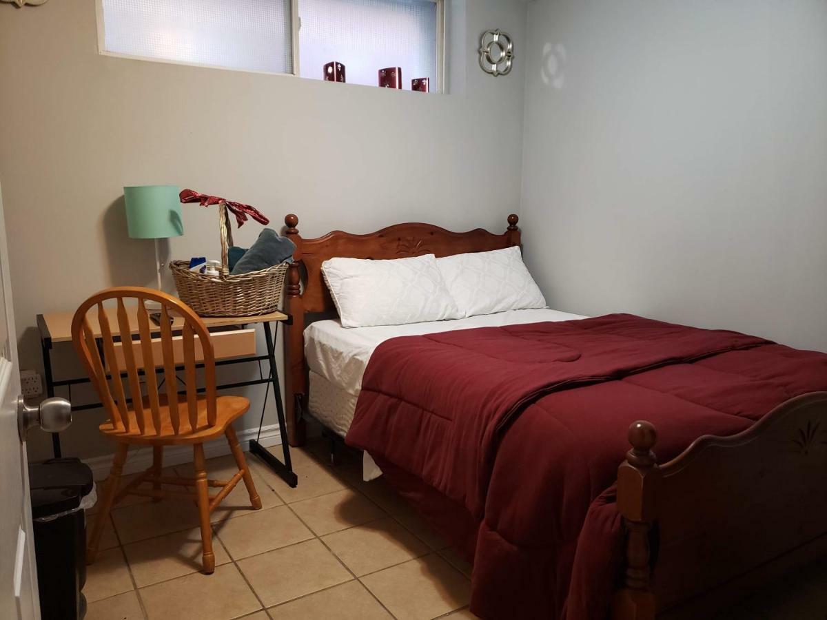 Private Room In Downtown Halifax Bagian luar foto